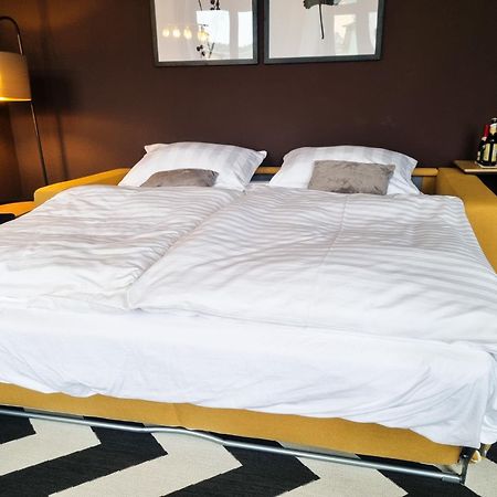 Maremar - Design Maisonette Altstadt - 4 Pers - 57Qm - Luxus Boxspringbett - Kueche - Arbeitsplatz - Privater Parkplatz Greiz Bagian luar foto