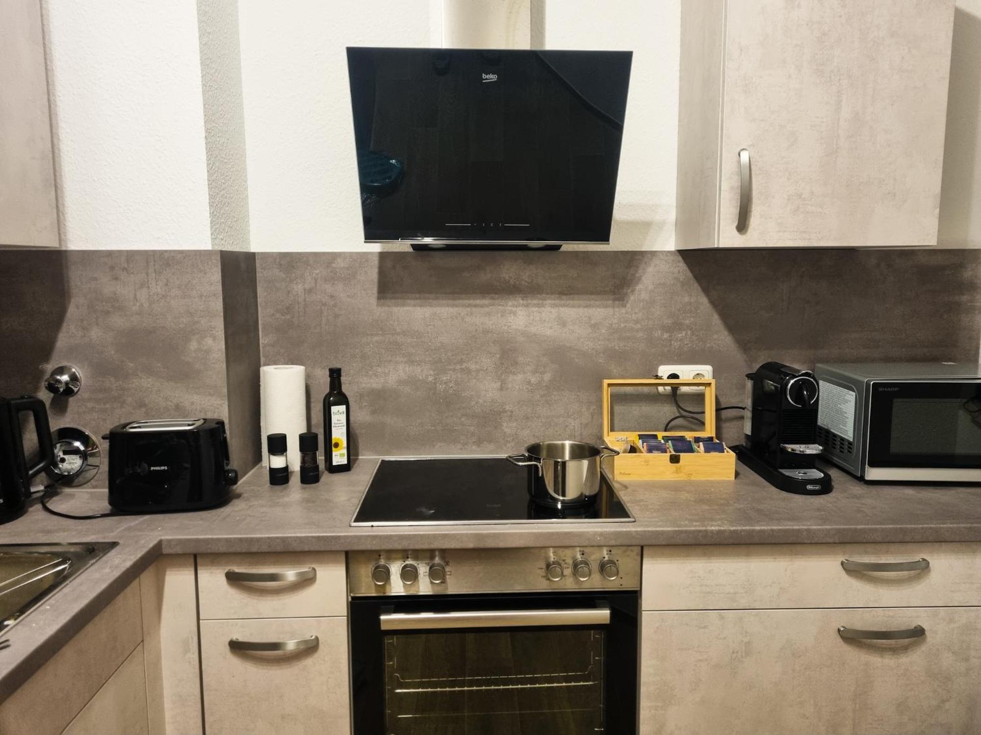 Maremar - Design Maisonette Altstadt - 4 Pers - 57Qm - Luxus Boxspringbett - Kueche - Arbeitsplatz - Privater Parkplatz Greiz Bagian luar foto